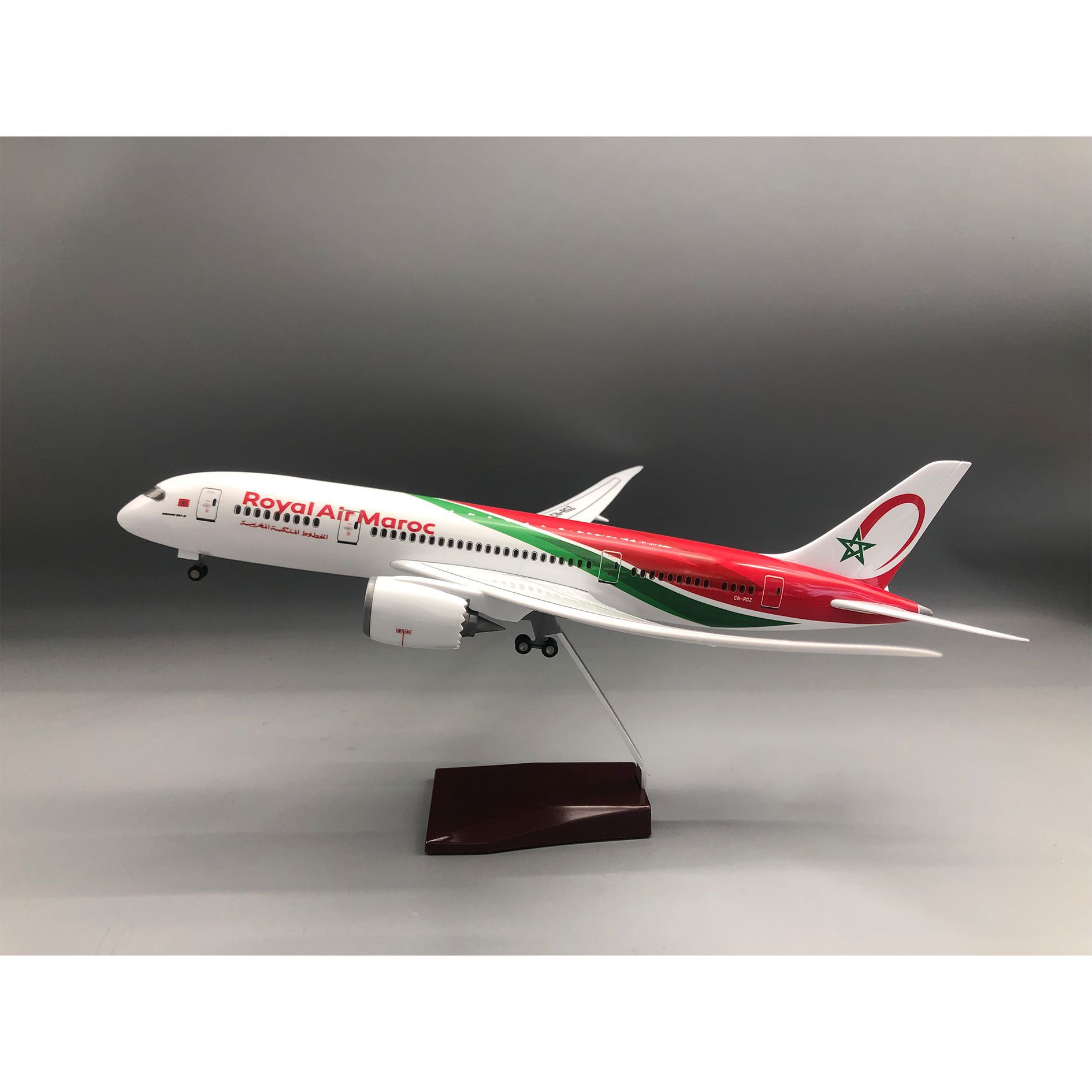 Home Office Building - Масштабная модель самолета Royal Air Maroc